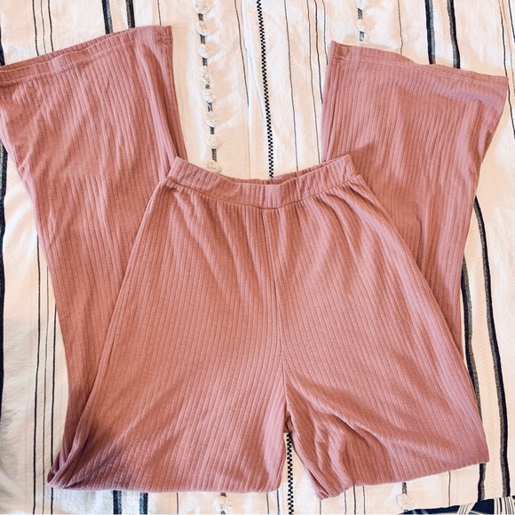 Missguided Ribbed Pajama Set - Picture 7 of 12